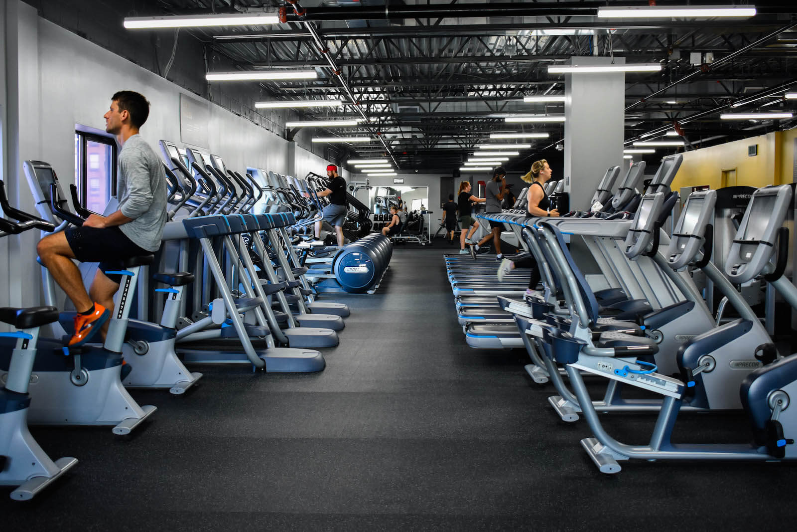 5 HIIT Workouts to do on the Treadmill